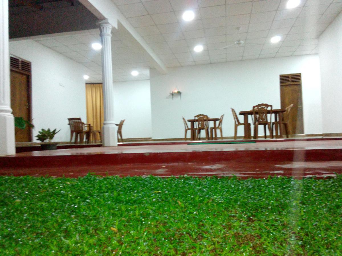 פולונרואה Siyapath Holiday Resort מראה חיצוני תמונה